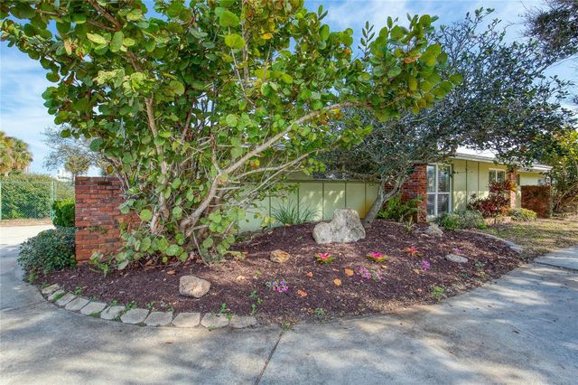 2614 N PENINSULA DRIVE, Daytona Beach, FL 32118