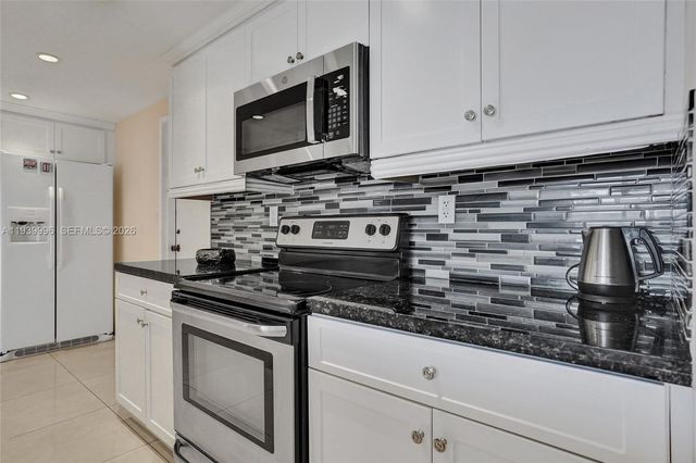 1833 S Ocean Dr 906, Hallandale Beach, FL 33009