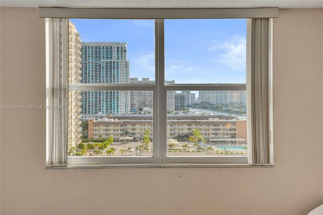 1833 S Ocean Dr 906, Hallandale Beach, FL 33009