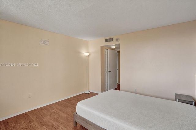 1833 S Ocean Dr 906, Hallandale Beach, FL 33009