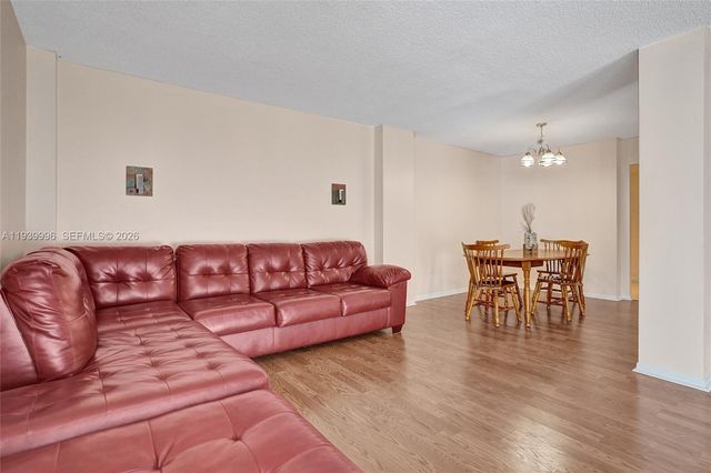 1833 S Ocean Dr 906, Hallandale Beach, FL 33009