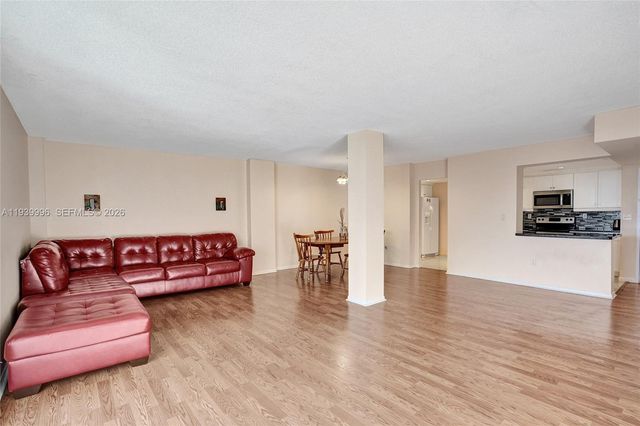 1833 S Ocean Dr 906, Hallandale Beach, FL 33009