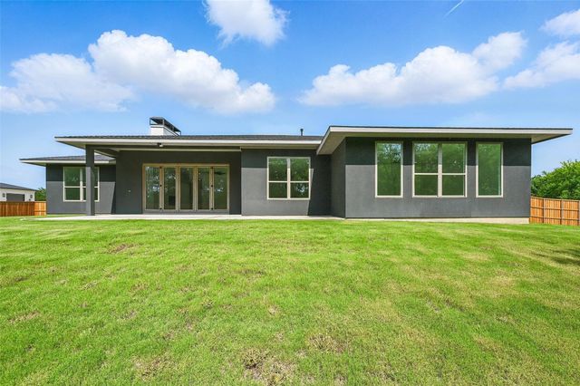 309 Whispering Way, Red Oak, TX 75154