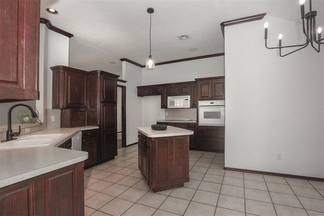 15816 Stepping Stone Lane, Oklahoma City, OK 73170