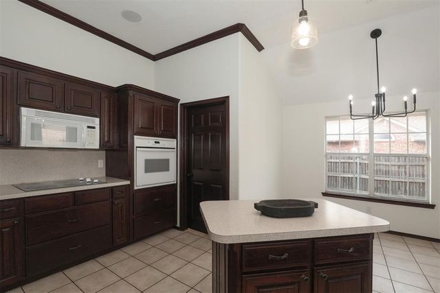 15816 Stepping Stone Lane, Oklahoma City, OK 73170