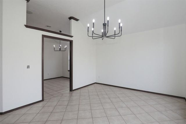 15816 Stepping Stone Lane, Oklahoma City, OK 73170
