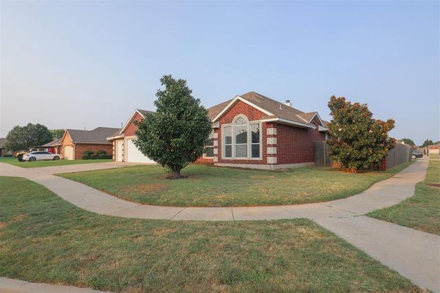 15816 Stepping Stone Lane, Oklahoma City, OK 73170