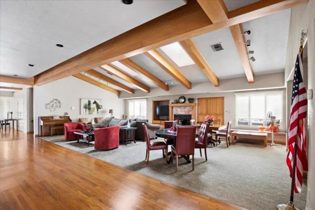 6350 Genesee Ave 220, San Diego, CA 92122