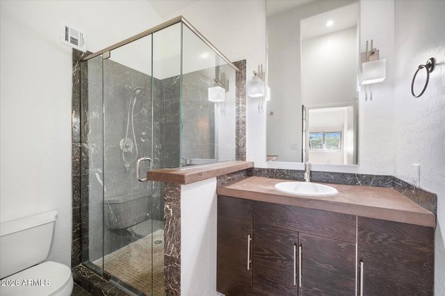 2021 E SOLANA Drive, Tempe, AZ 85281