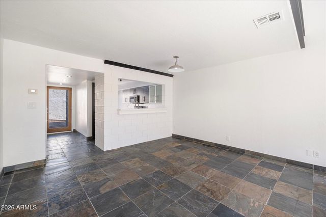 2021 E SOLANA Drive, Tempe, AZ 85281