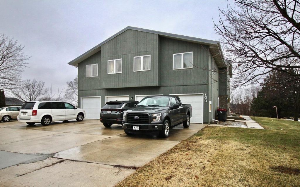 2612 Blarney Stone Drive, Beloit, WI 53511