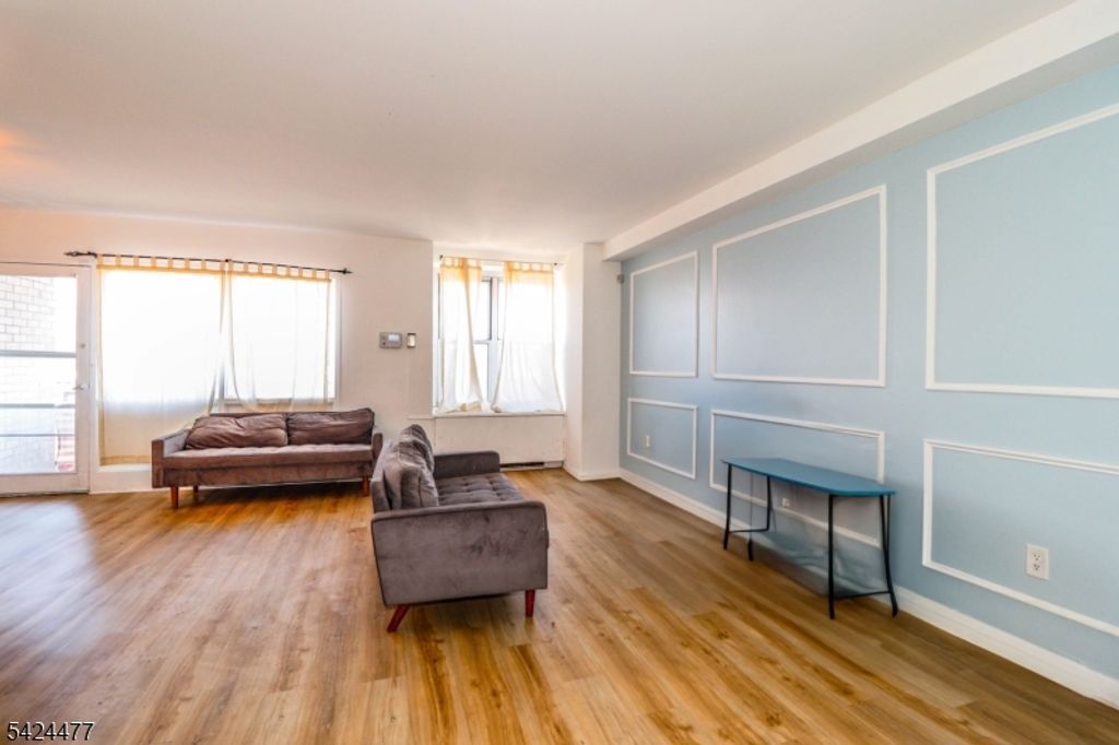 276 Prospect St 4D, East Orange City, NJ 07017 — photo 2