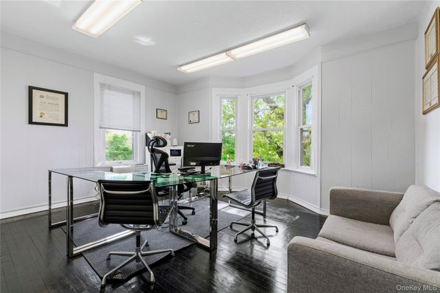 154 Franklin Place 2nd Floor, Woodmere, NY 11598