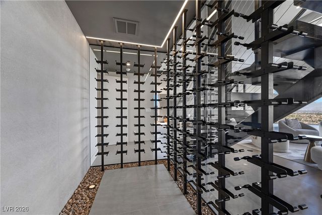 716 Dragon Peak Drive, Henderson, NV 89012