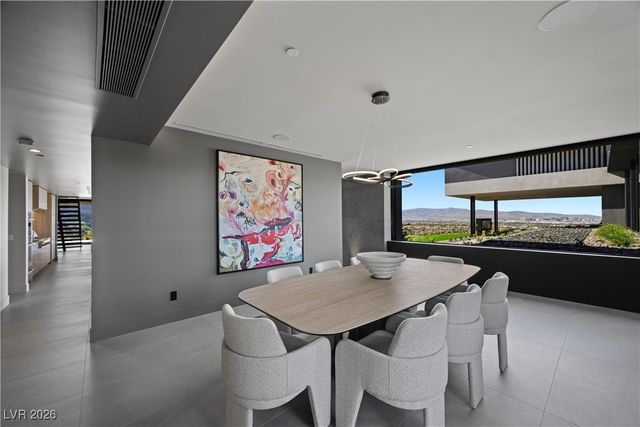 716 Dragon Peak Drive, Henderson, NV 89012