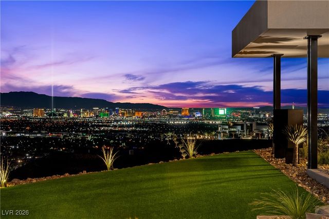 716 Dragon Peak Drive, Henderson, NV 89012