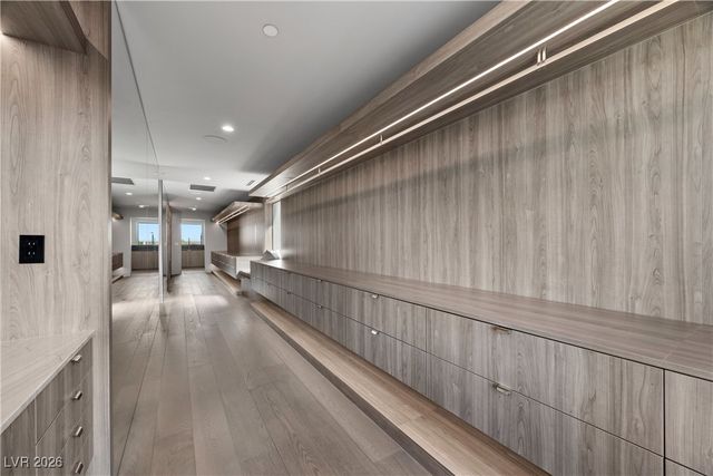 716 Dragon Peak Drive, Henderson, NV 89012