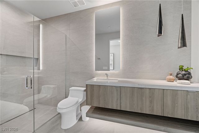 716 Dragon Peak Drive, Henderson, NV 89012