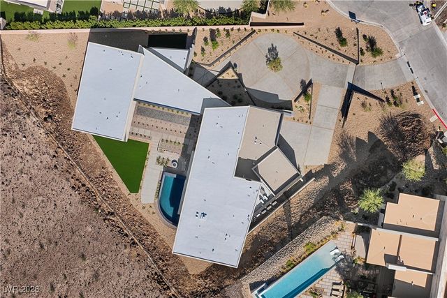 716 Dragon Peak Drive, Henderson, NV 89012