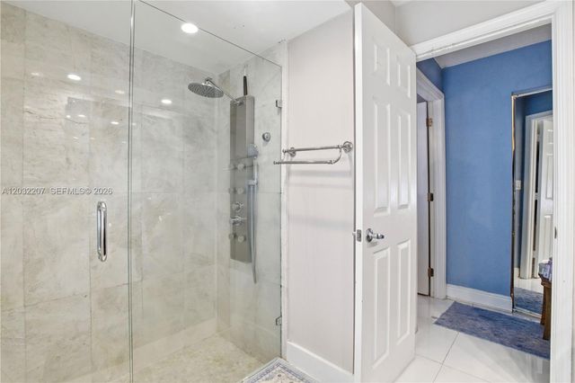 5940 NW 52nd St, Coral Springs, FL 33067