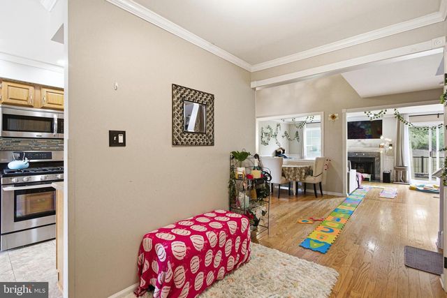 2102 DORAL DR, Blackwood, NJ 08012