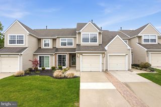 2102 DORAL DR, Blackwood, NJ 08012