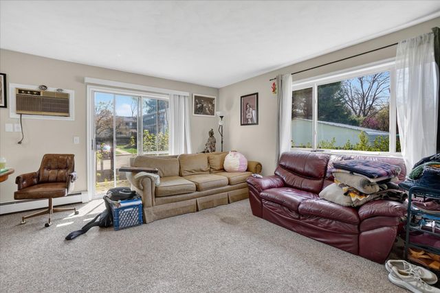 176 Oakhurst Avenue, Kalamazoo, MI 49001