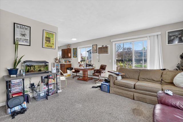 176 Oakhurst Avenue, Kalamazoo, MI 49001