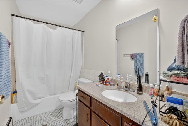 176 Oakhurst Avenue, Kalamazoo, MI 49001