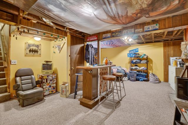 176 Oakhurst Avenue, Kalamazoo, MI 49001