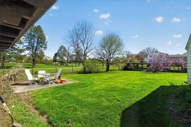176 Oakhurst Avenue, Kalamazoo, MI 49001