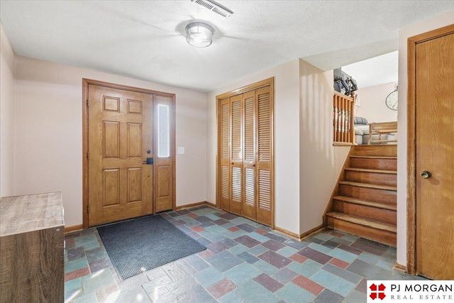 12224 N Street, Omaha, NE 68137