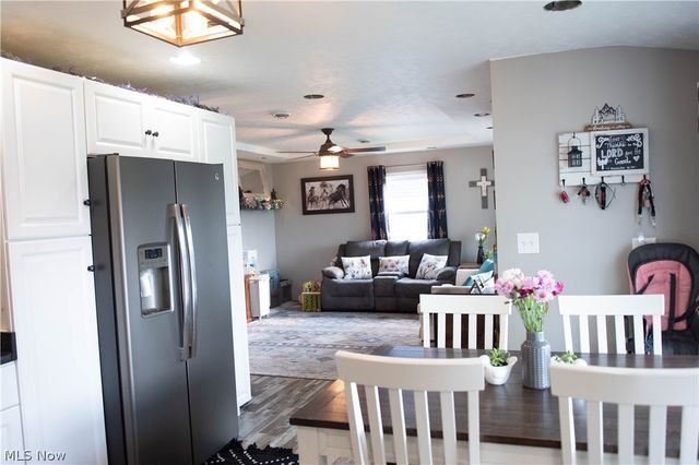 12197 Melody Lane, Grafton, OH 44044