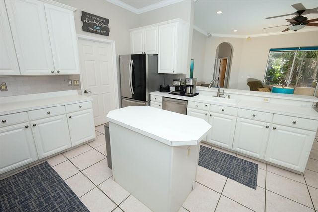 421 WOODCREST STREET, Winter Springs, FL 32708