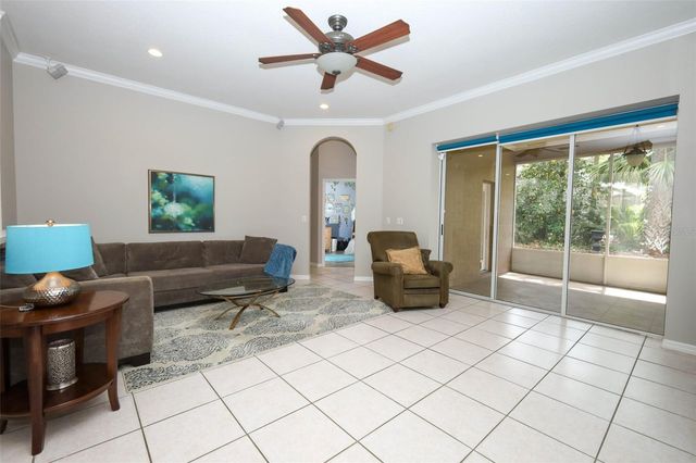 421 WOODCREST STREET, Winter Springs, FL 32708