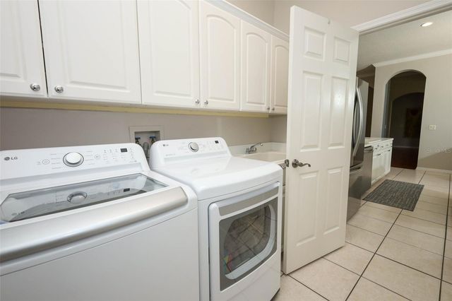 421 WOODCREST STREET, Winter Springs, FL 32708