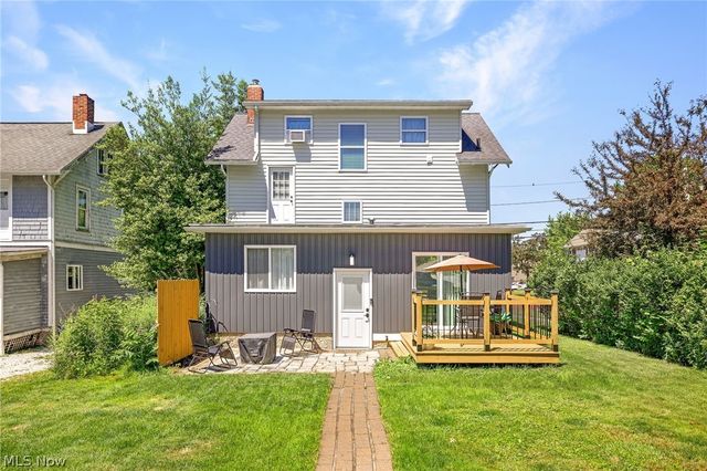 247 Highland Avenue, Wadsworth, OH 44281
