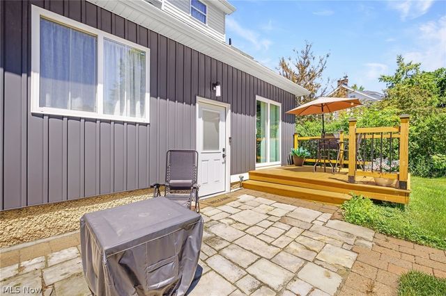 247 Highland Avenue, Wadsworth, OH 44281