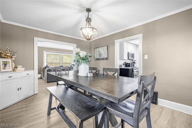 247 Highland Avenue, Wadsworth, OH 44281