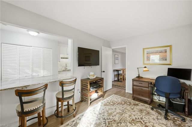 414 Chinaberry CIR, Virginia Beach, VA 23454