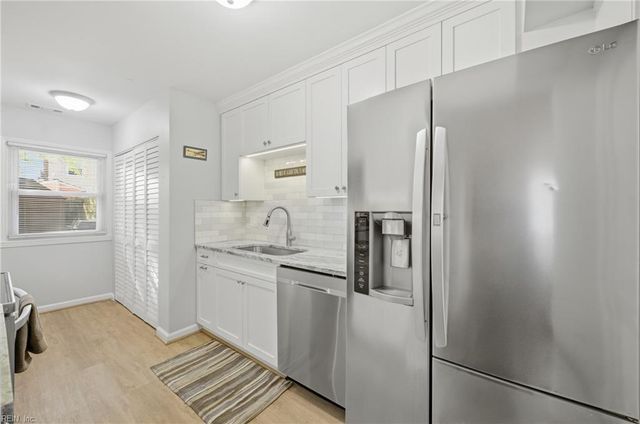 414 Chinaberry CIR, Virginia Beach, VA 23454