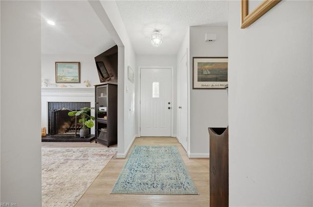 414 Chinaberry CIR, Virginia Beach, VA 23454