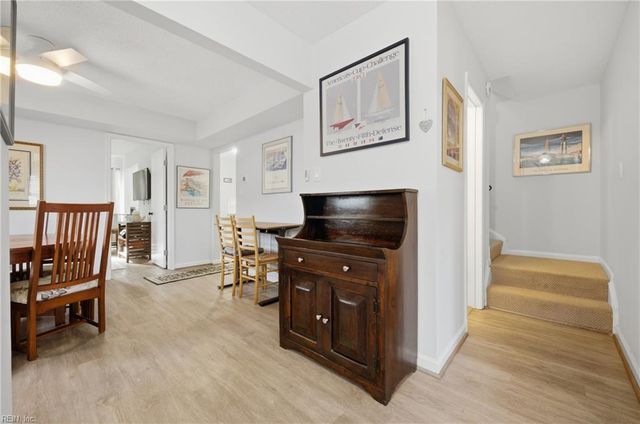 414 Chinaberry CIR, Virginia Beach, VA 23454