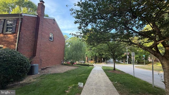 1501 CARLYLE DR, Crofton, MD 21114