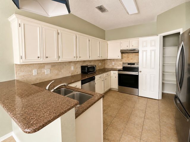 7900 Squire Lane, Frisco, TX 75035