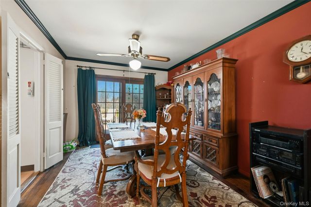 19 Duke Place, Glen Cove, NY 11542