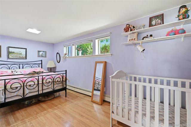 19 Duke Place, Glen Cove, NY 11542