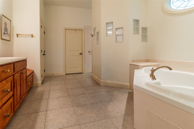 8510 Linden Court, Granbury, TX 76049