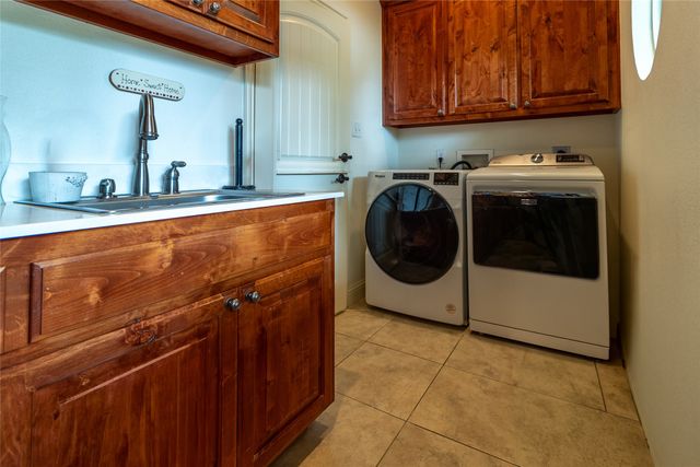 8510 Linden Court, Granbury, TX 76049