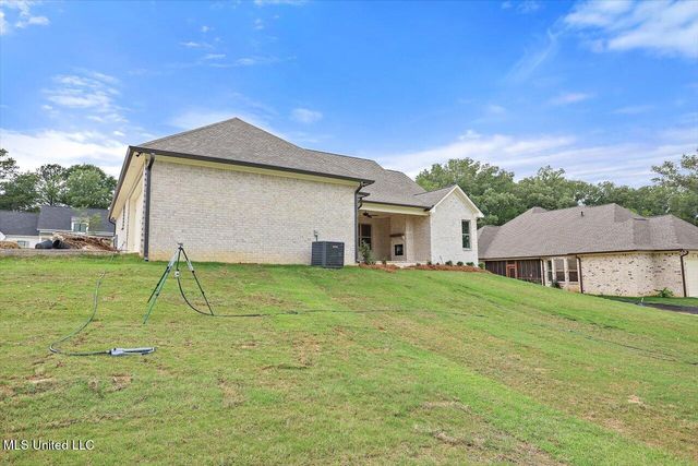 104 Brents Crossing, Clinton, MS 39056